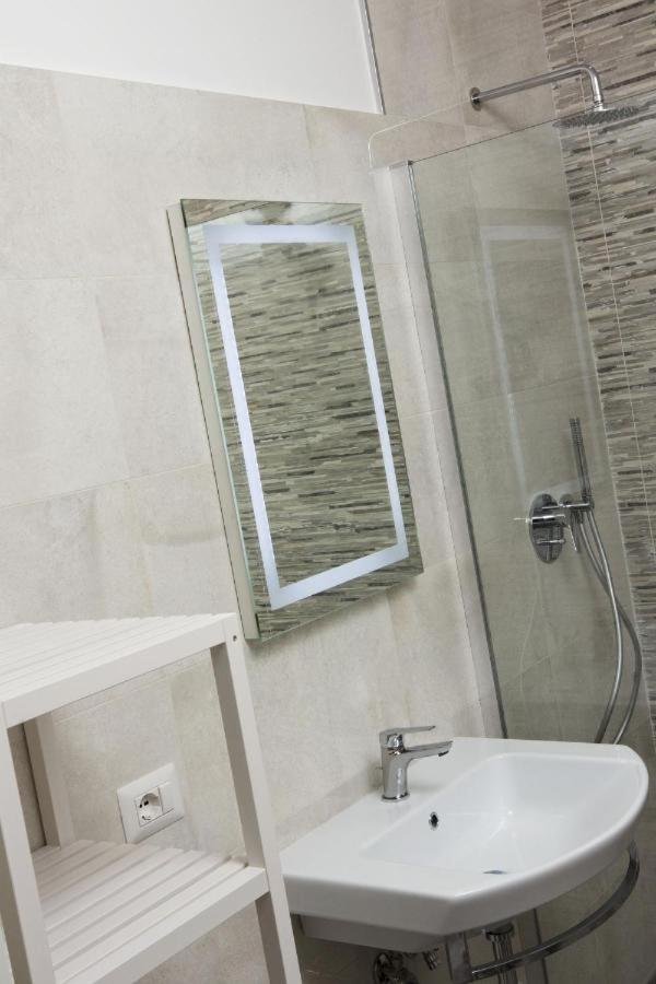 Rosa'S House Rome Airport Apartment Fiumicino Exterior photo