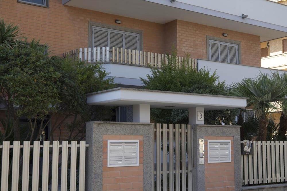Rosa'S House Rome Airport Apartment Fiumicino Exterior photo