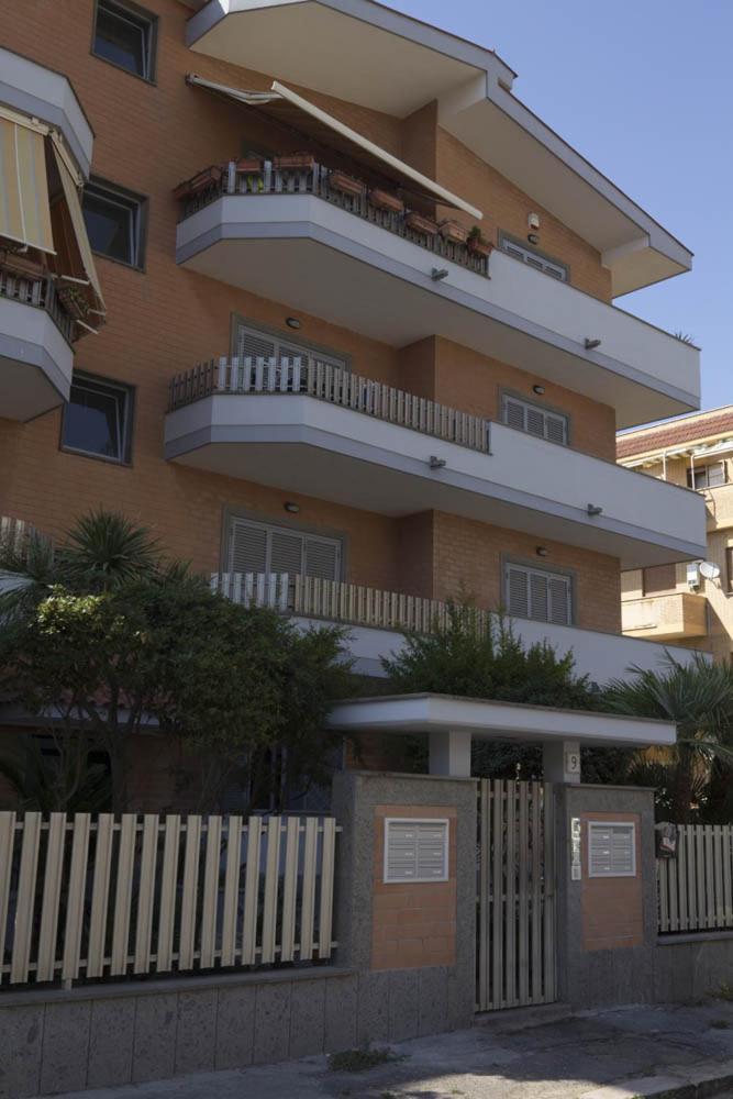 Rosa'S House Rome Airport Apartment Fiumicino Exterior photo