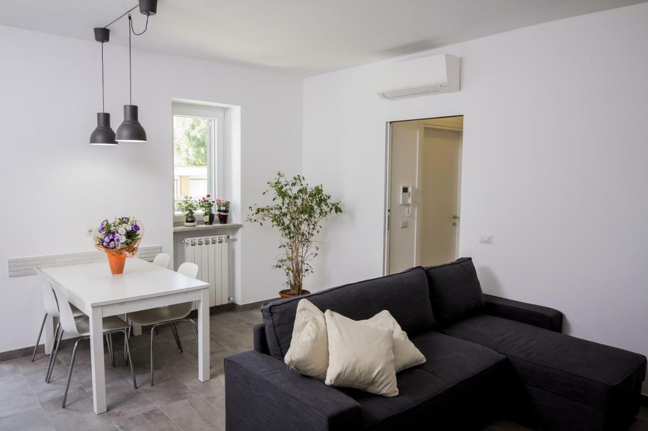 Rosa'S House Rome Airport Apartment Fiumicino Exterior photo
