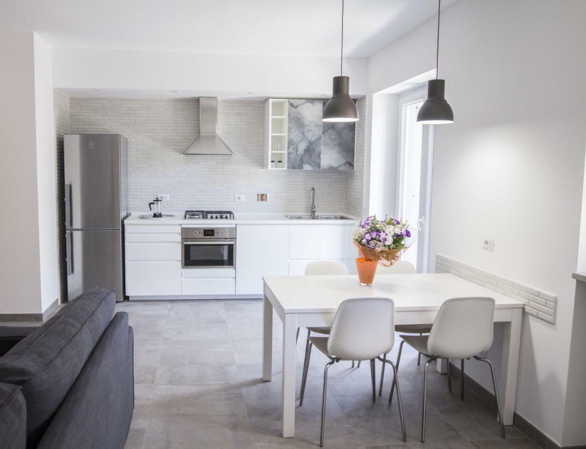 Rosa'S House Rome Airport Apartment Fiumicino Exterior photo