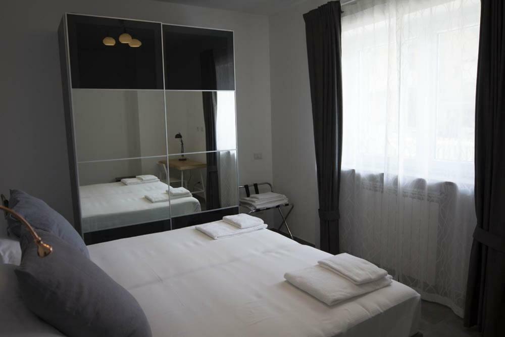 Rosa'S House Rome Airport Apartment Fiumicino Exterior photo
